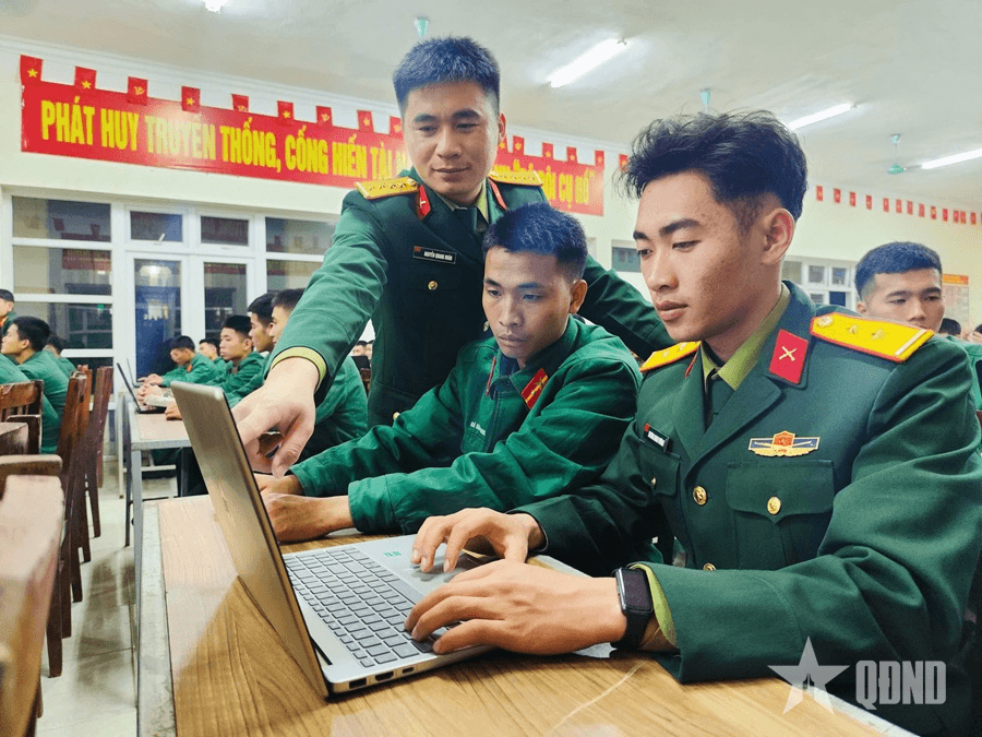 Câu lạc bộ chuyển đổi số ở Trung đoàn 3