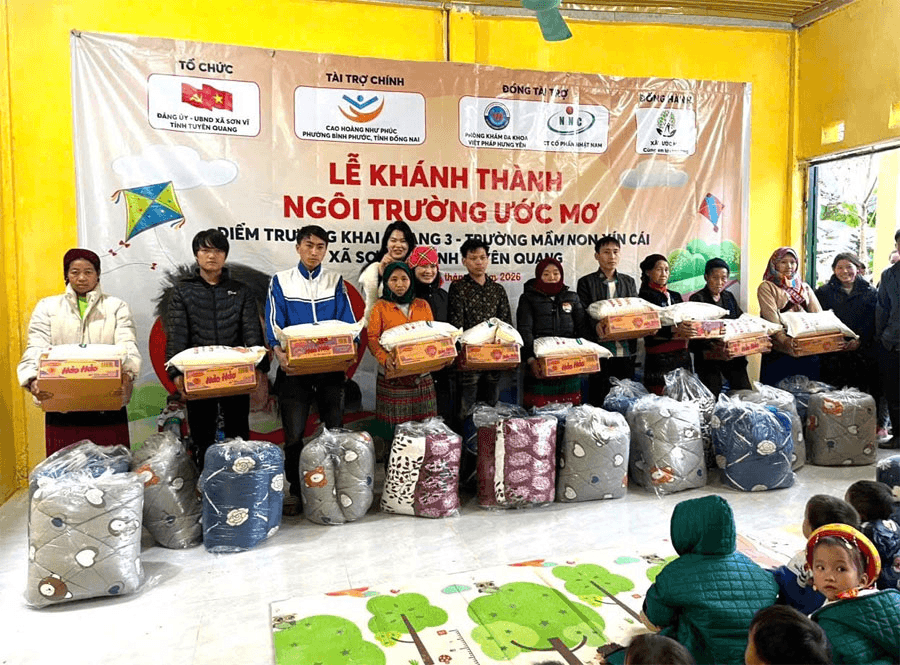 Tuyên Quang: Khánh thành điểm trường, tặng quà học sinh xã biên giới Sơn Vĩ