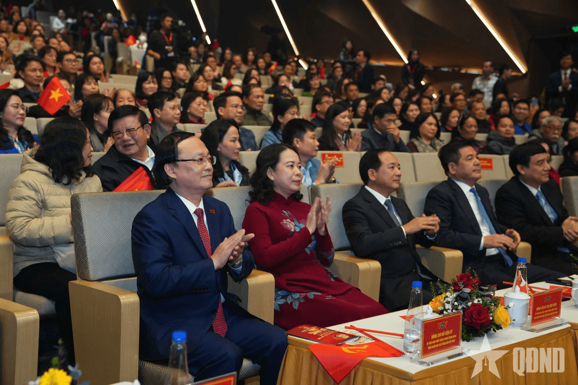Chương trình nghệ thuật “Với Đảng vẹn toàn niềm tin yêu”
