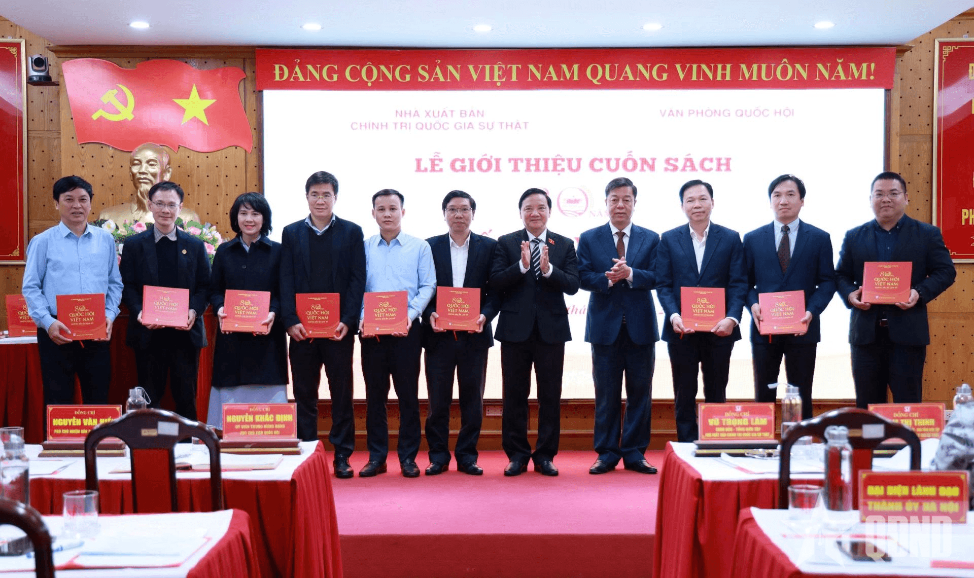 Ra mắt cuốn sách "80 năm Quốc hội Việt Nam - Những dấu ấn lịch sử"