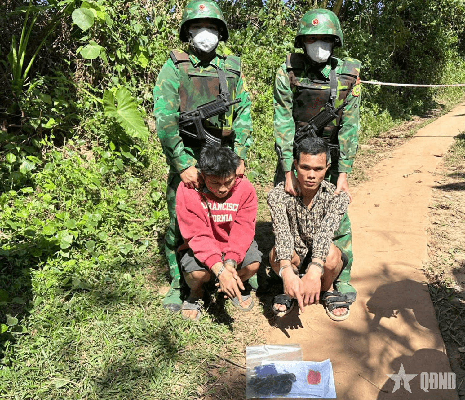 Bộ đội Biên phòng Quảng Trị bắt giữ các đối tượng tàng trữ trái phép chất ma túy ở khu vực biên giới