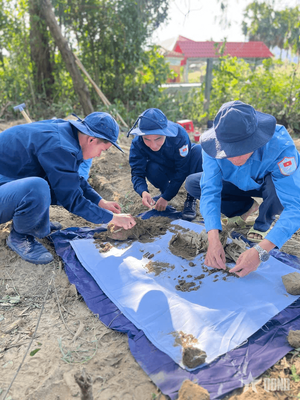 An Giang: Quy tập được 2 bộ hài cốt liệt sĩ tại phường Chi Lăng