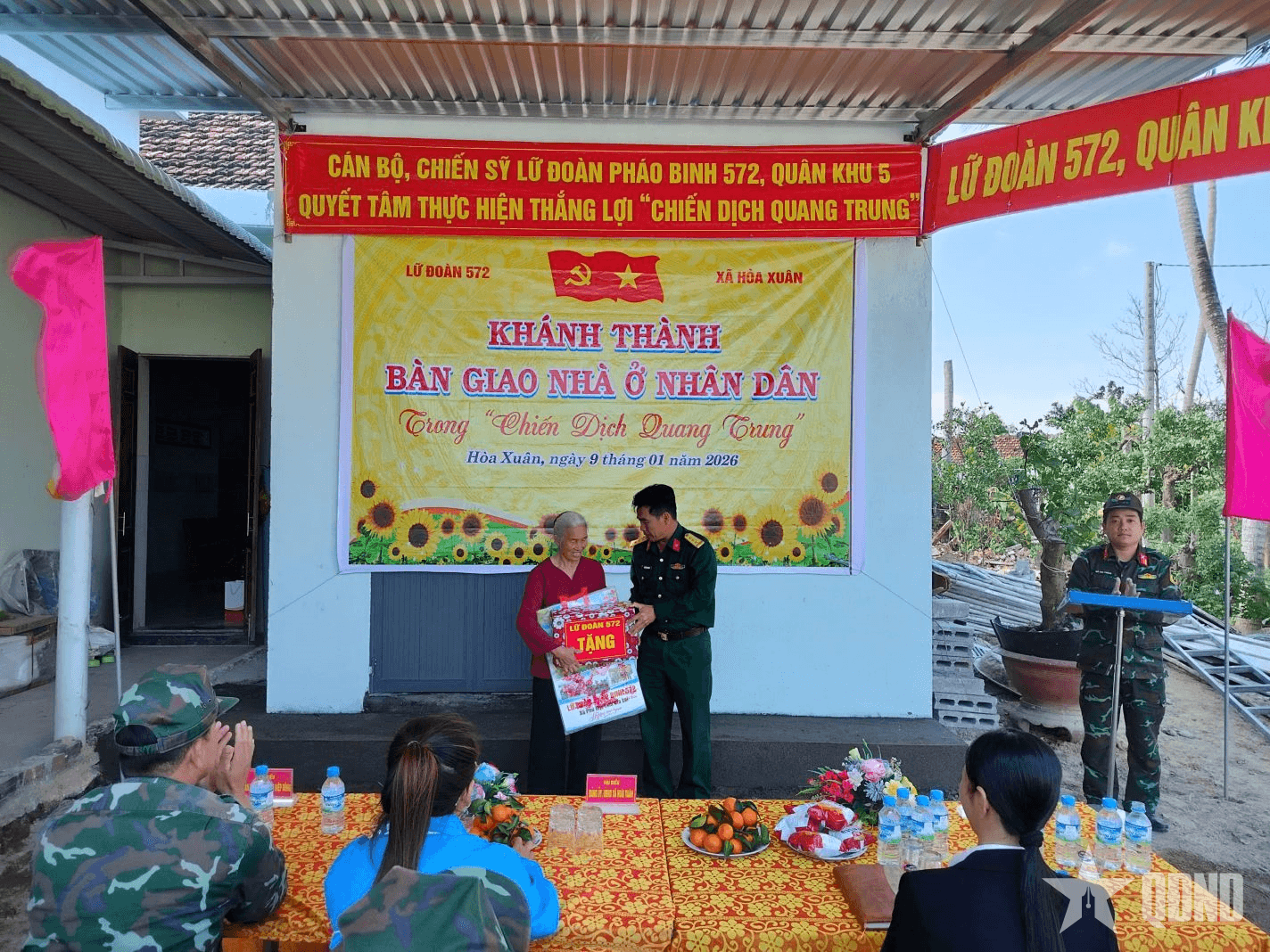 Lữ đoàn 572 (Quân khu 5) hoàn thành xây nhà tặng nhân dân xã Hòa Xuân (Đắk Lắk)