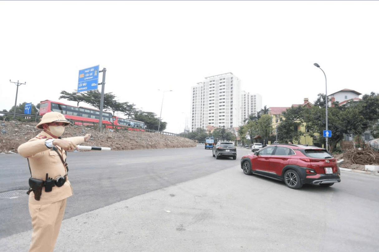 Tháo gỡ điểm ùn tắc, bảo đảm lộ trình thông suốt