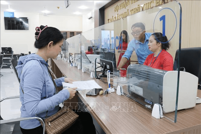 Bộ Nội vụ hướng dẫn xếp lương đối với người được tuyển dụng vào công chức