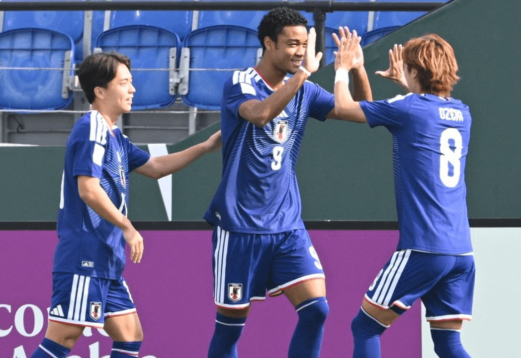 U23 Nhật Bản đặt một chân vào tứ kết, U23 Hàn Quốc ngược dòng ấn tượng