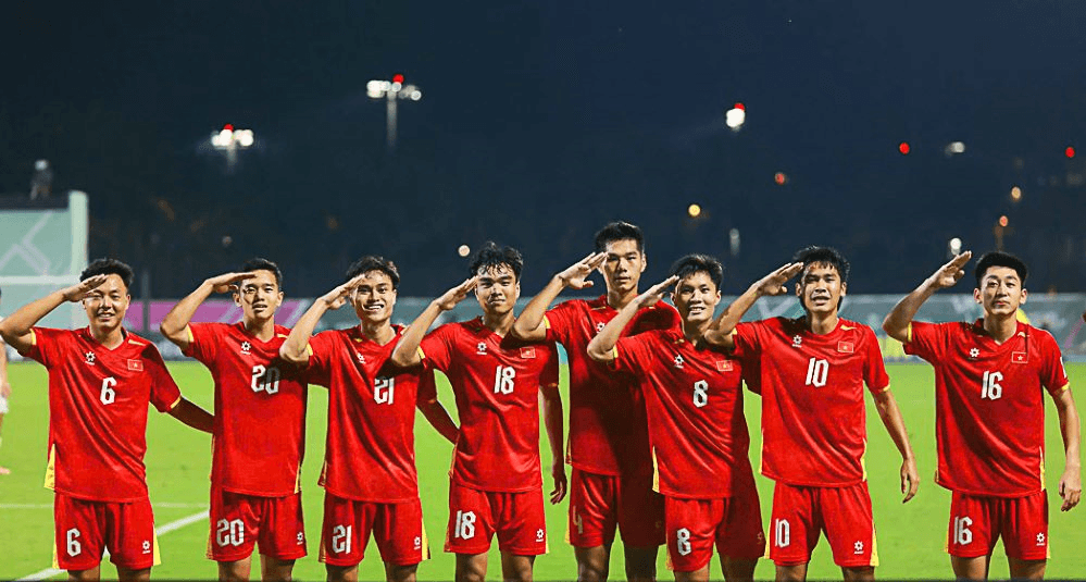 23 giờ 30 phút ngày 12-1, U.23 Việt Nam - U.23 Saudi Arabia: Quyết tâm vào tứ kết