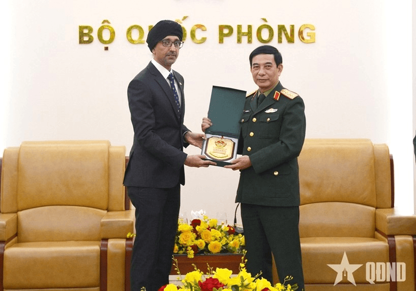 Việt Nam và Singapore tăng cường hợp tác quốc phòng tin cậy, toàn diện