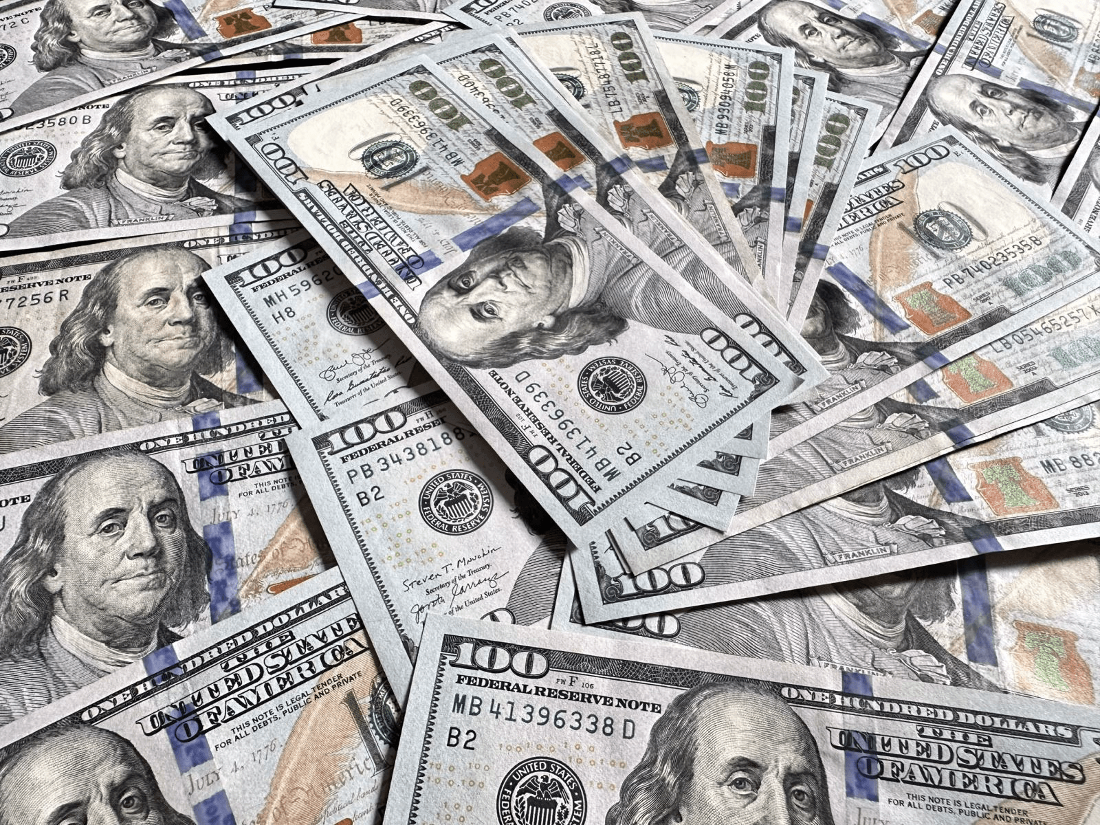 Tỷ giá USD hôm nay (13-1): Đồng USD giảm giá khi Bộ Tư pháp Mỹ triệu tập Chủ tịch Fed Powell
