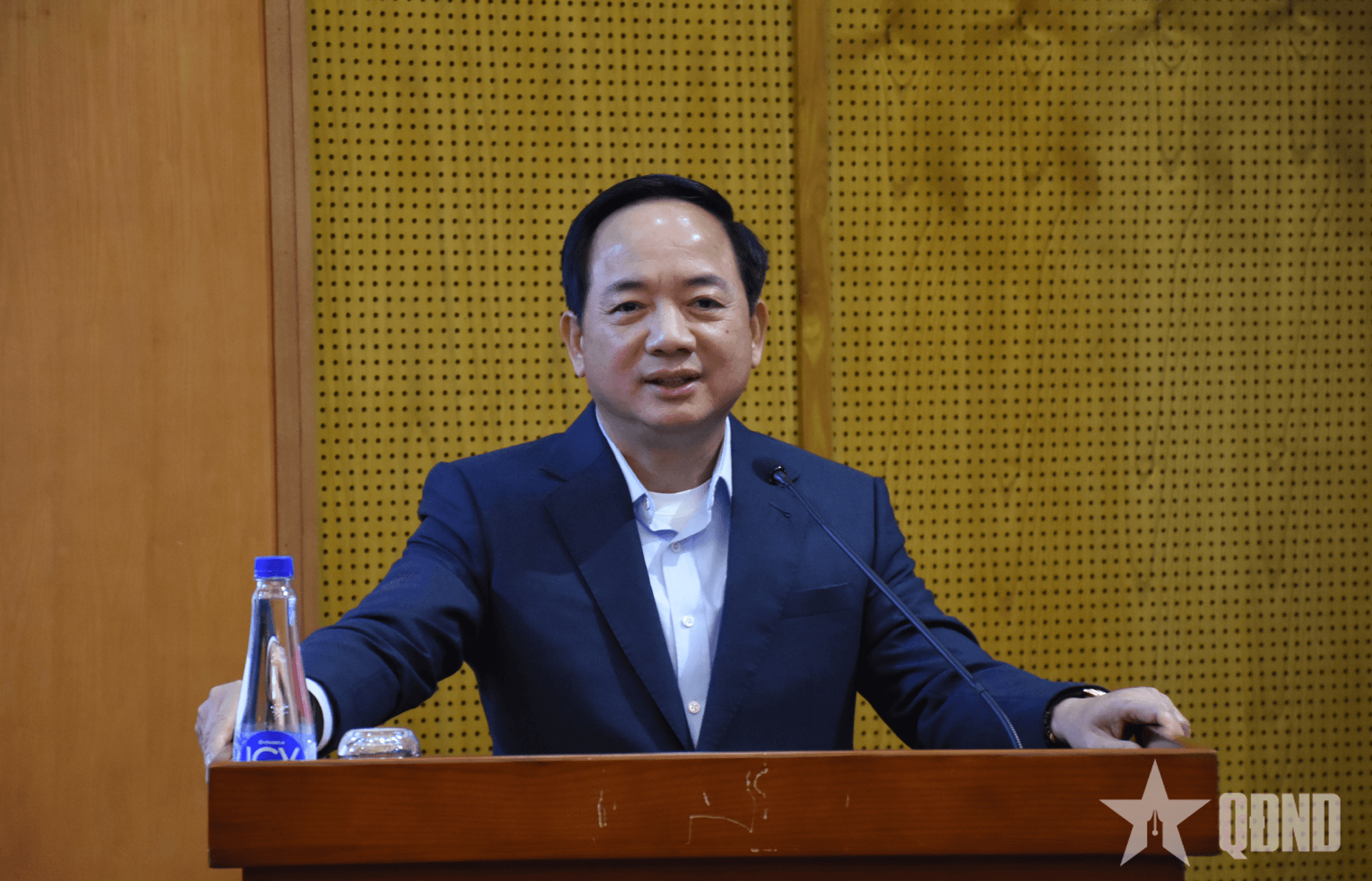 Thống nhất giới thiệu đồng chí Trịnh Văn Quyết ứng cử đại biểu Quốc hội khóa XVI