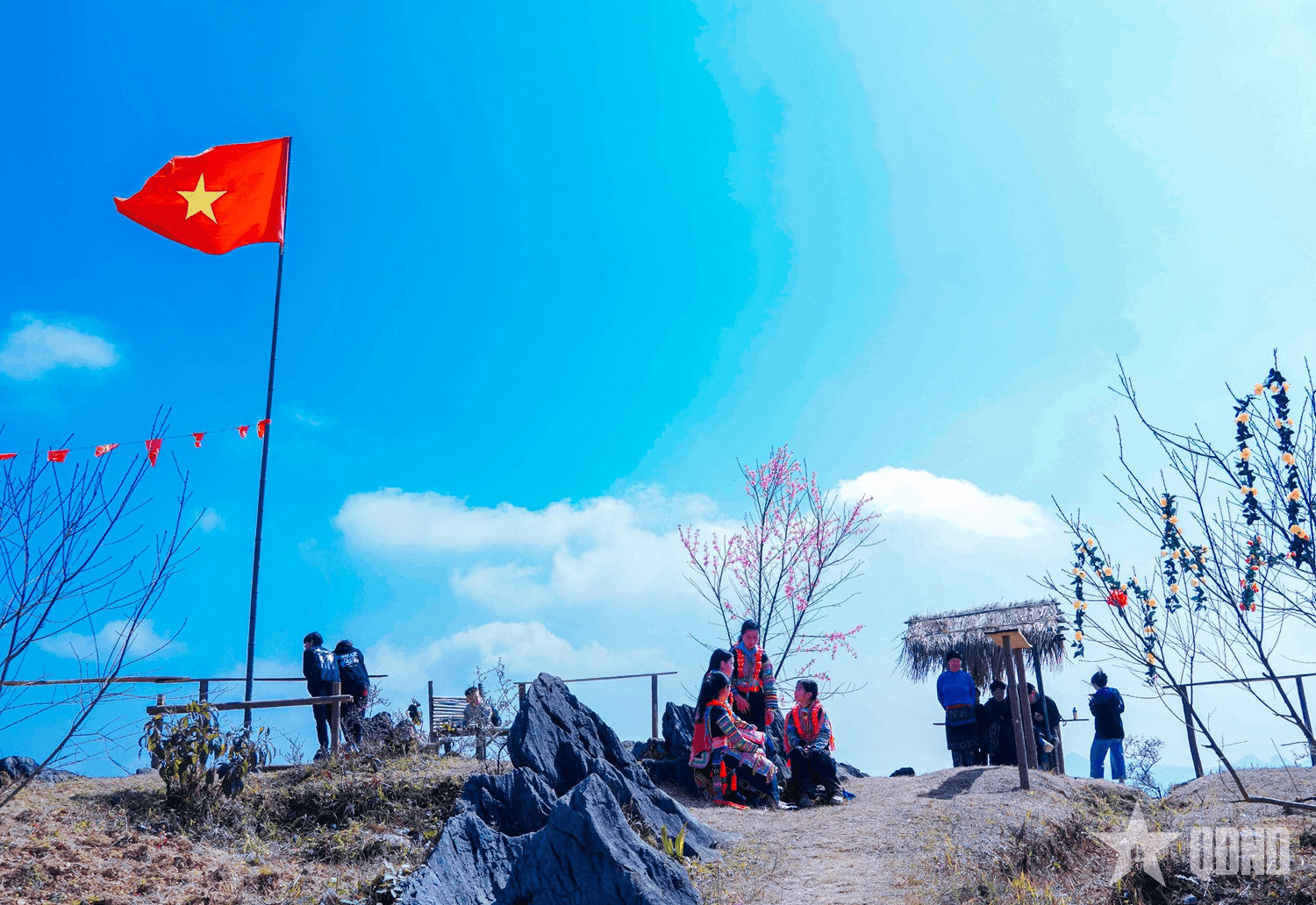 Sơn Vĩ – Vẻ đẹp bình yên nơi phên giậu Tổ quốc