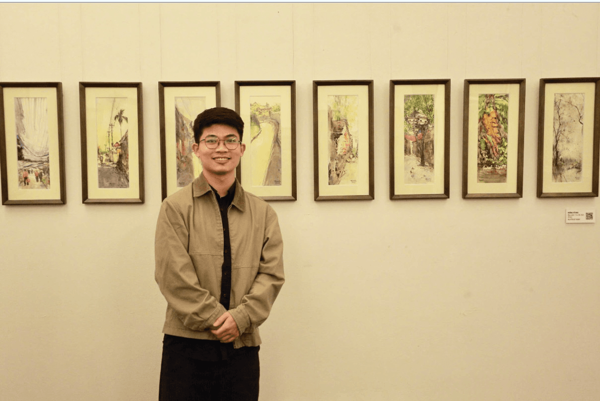 Họa sĩ trẻ vẽ tình yêu quê hương