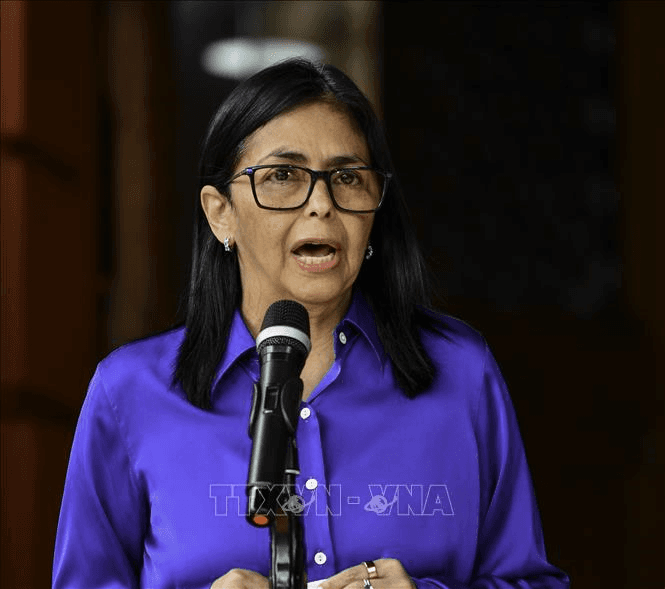 Tổng thống lâm thời Venezuela kêu gọi cải cách ngành dầu khí, thúc đẩy hợp tác quốc tế