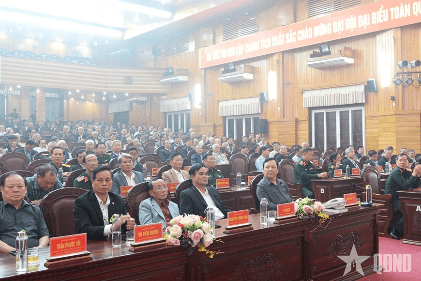 Tri ân cán bộ lão thành đặt nền móng truyền thống hào hùng LLVT Quân khu 5