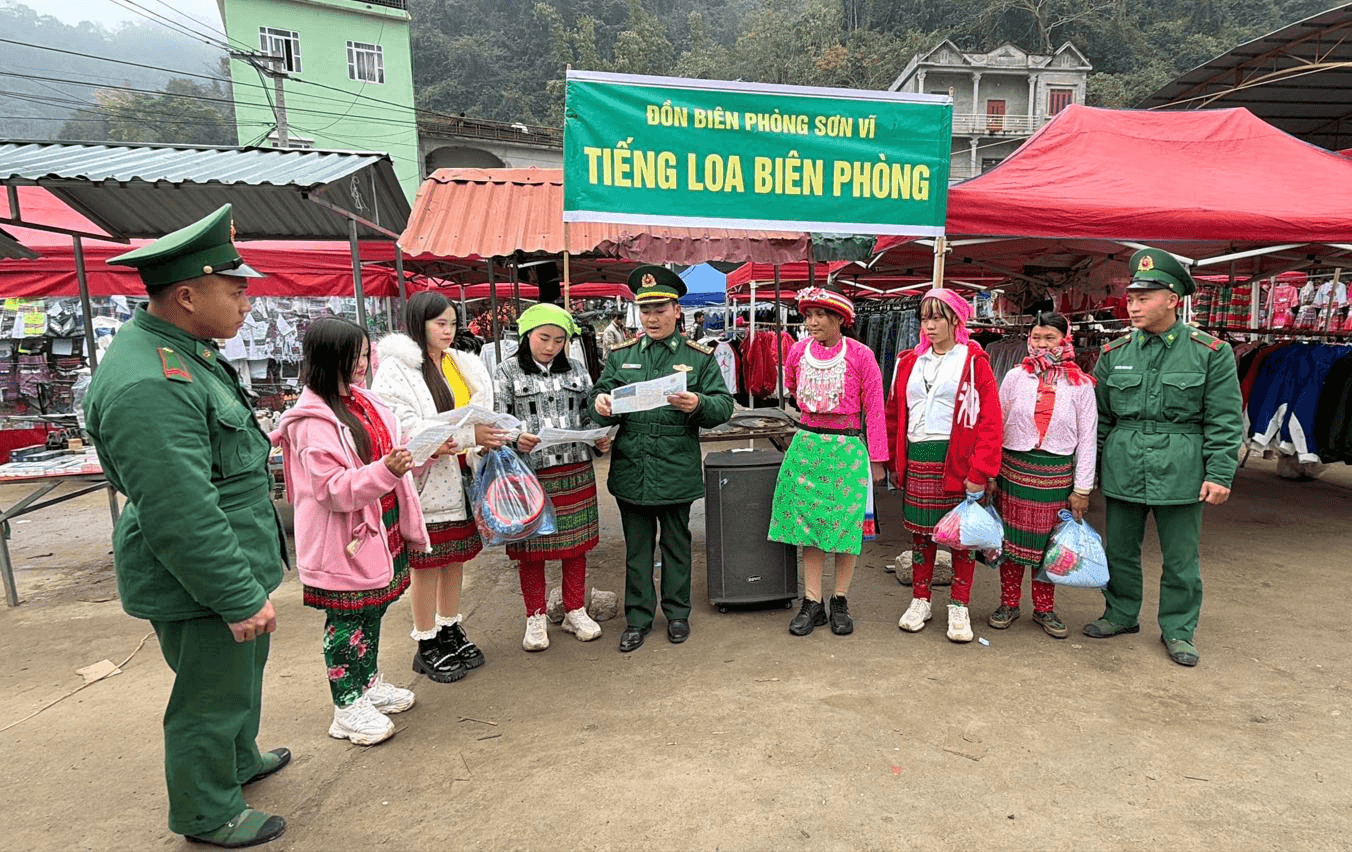 Bộ đội Biên phòng "bám dân", nhân lên niềm tin hướng về Đại hội