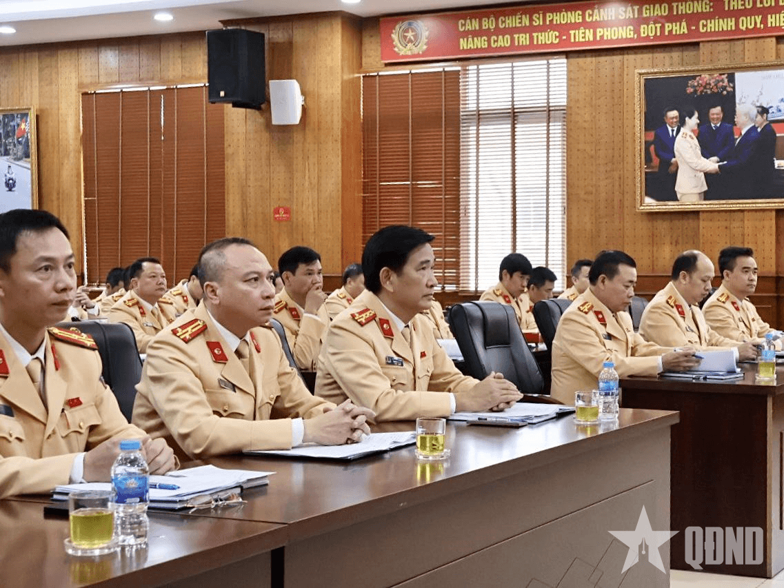 Công an TP Hà Nội bảo đảm trật tự, an toàn giao thông cho các sự kiện chào mừng Đại hội Đảng