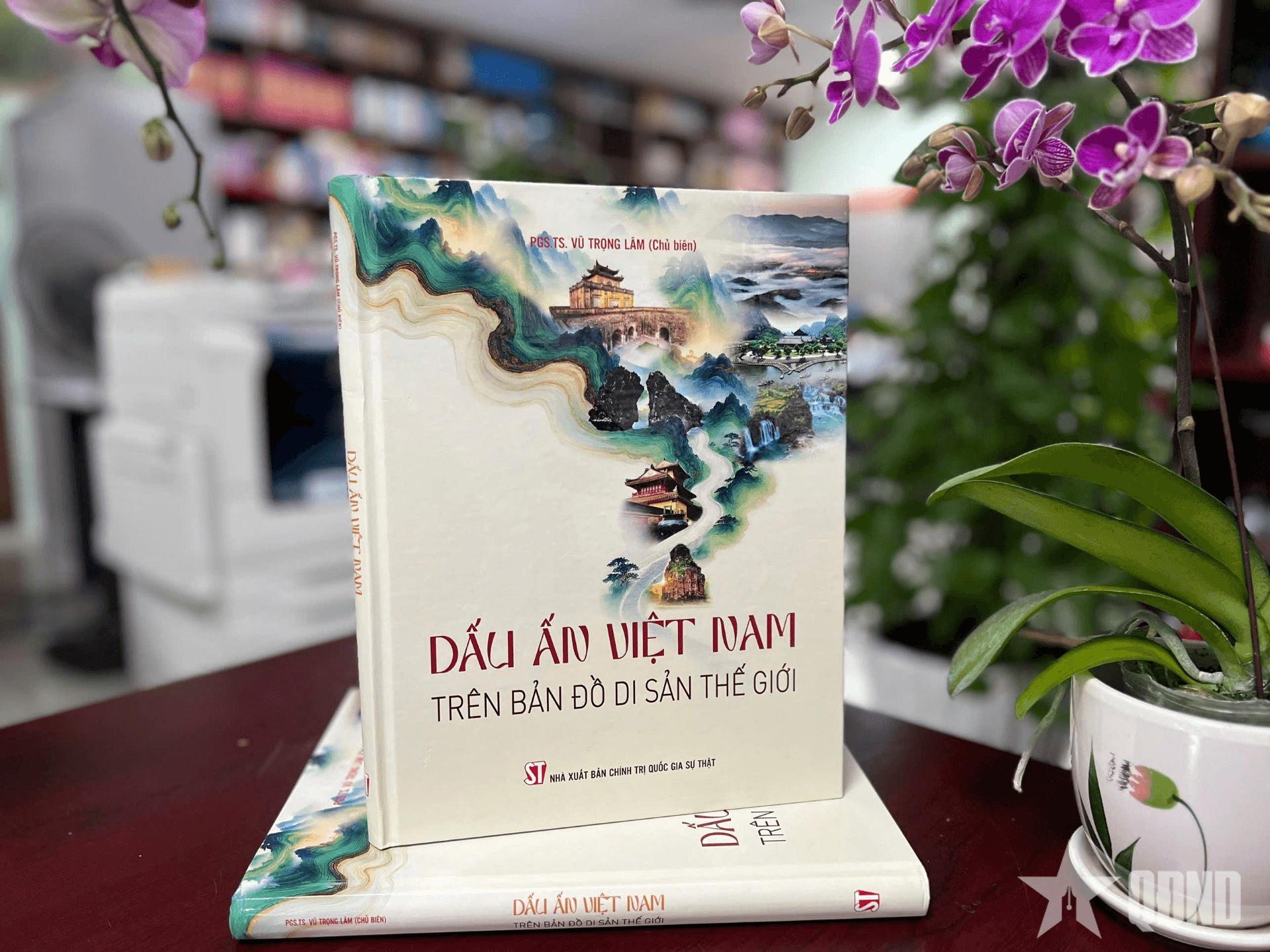 Tìm hiểu Việt Nam qua 50 di sản tiêu biểu
