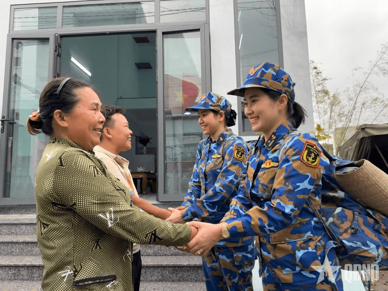 “Chiến dịch Quang Trung” - Tô thắm tình quân dân - Bài 3: Sức mạnh của tinh thần đoàn kết (Tiếp theo và hết)