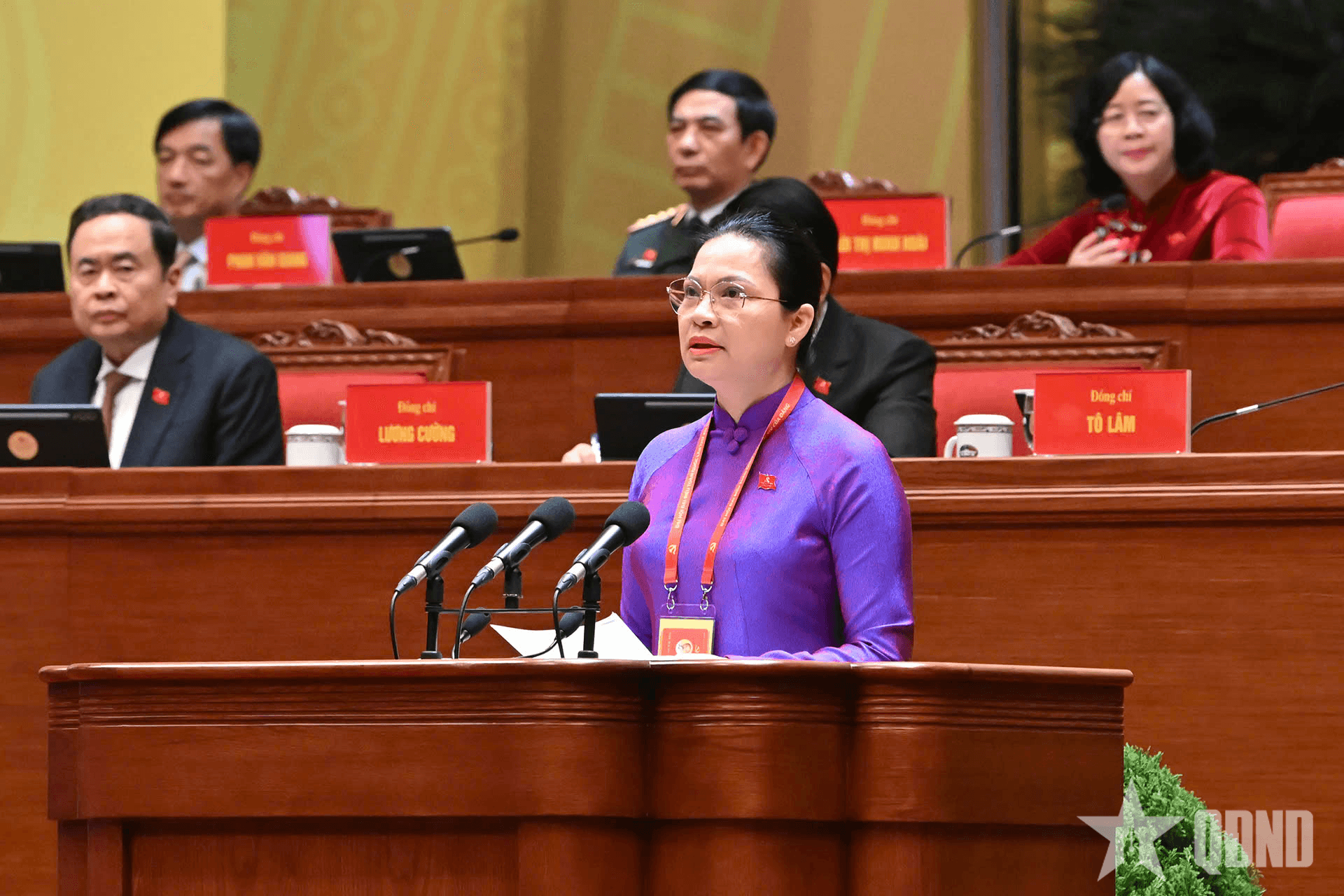 ­Tăng cường thực hành dân chủ, minh bạch để nhân dân góp ý, giám sát và phản biện xã hội thực chất