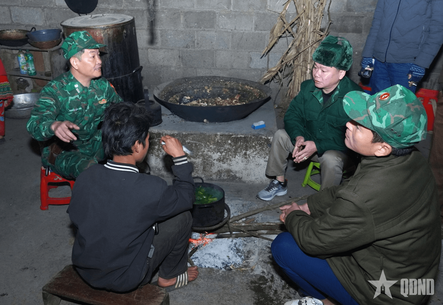 Tuyên Quang: Bảo vệ sức khỏe, sinh kế đồng bào vùng cao biên giới trong đợt rét đậm