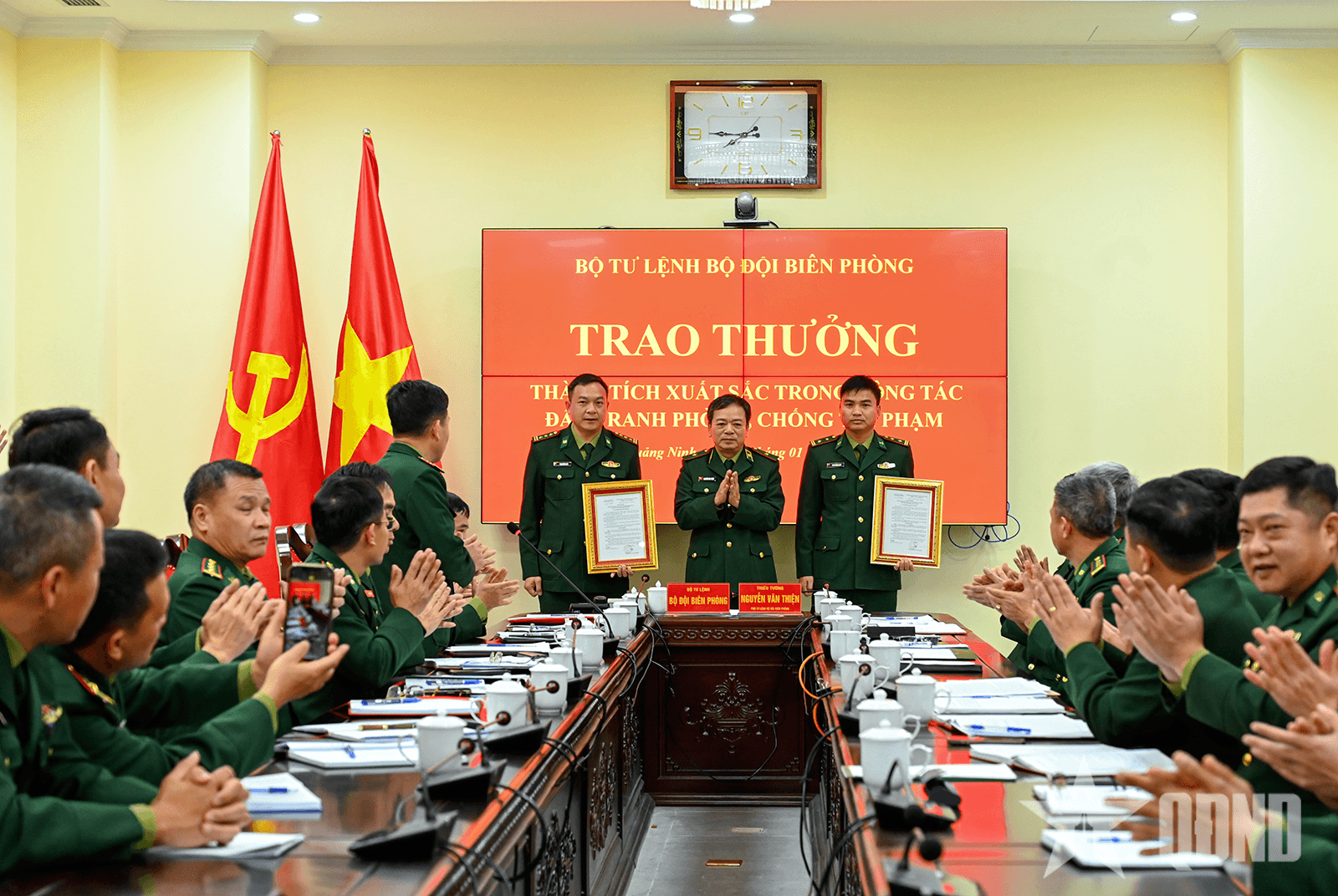 Trao thưởng BĐBP tỉnh Quảng Ninh xuất sắc đấu tranh phòng, chống tội phạm