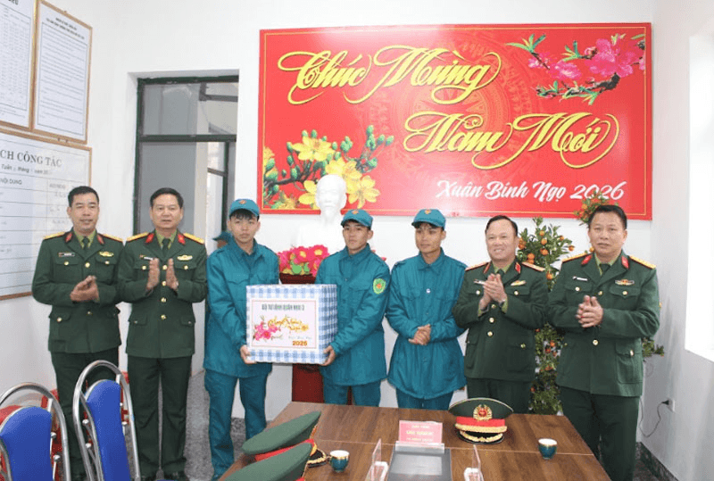 Quân khu 3: Kiểm tra công tác sẵn sàng chiến đấu, chúc Tết các đơn vị tuyến biên giới Quảng Ninh
