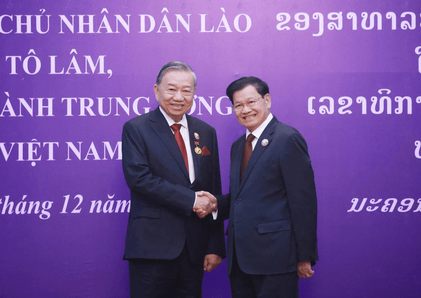Thắm tình đồng chí, anh em thân thiết Việt Nam - Lào