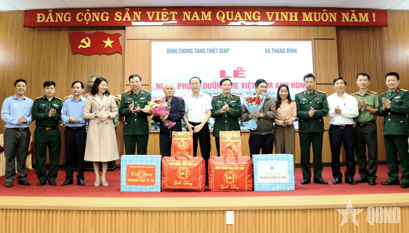 Binh chủng Tăng thiết giáp: Nhận phụng dưỡng 2 Bà mẹ Việt Nam anh hùng