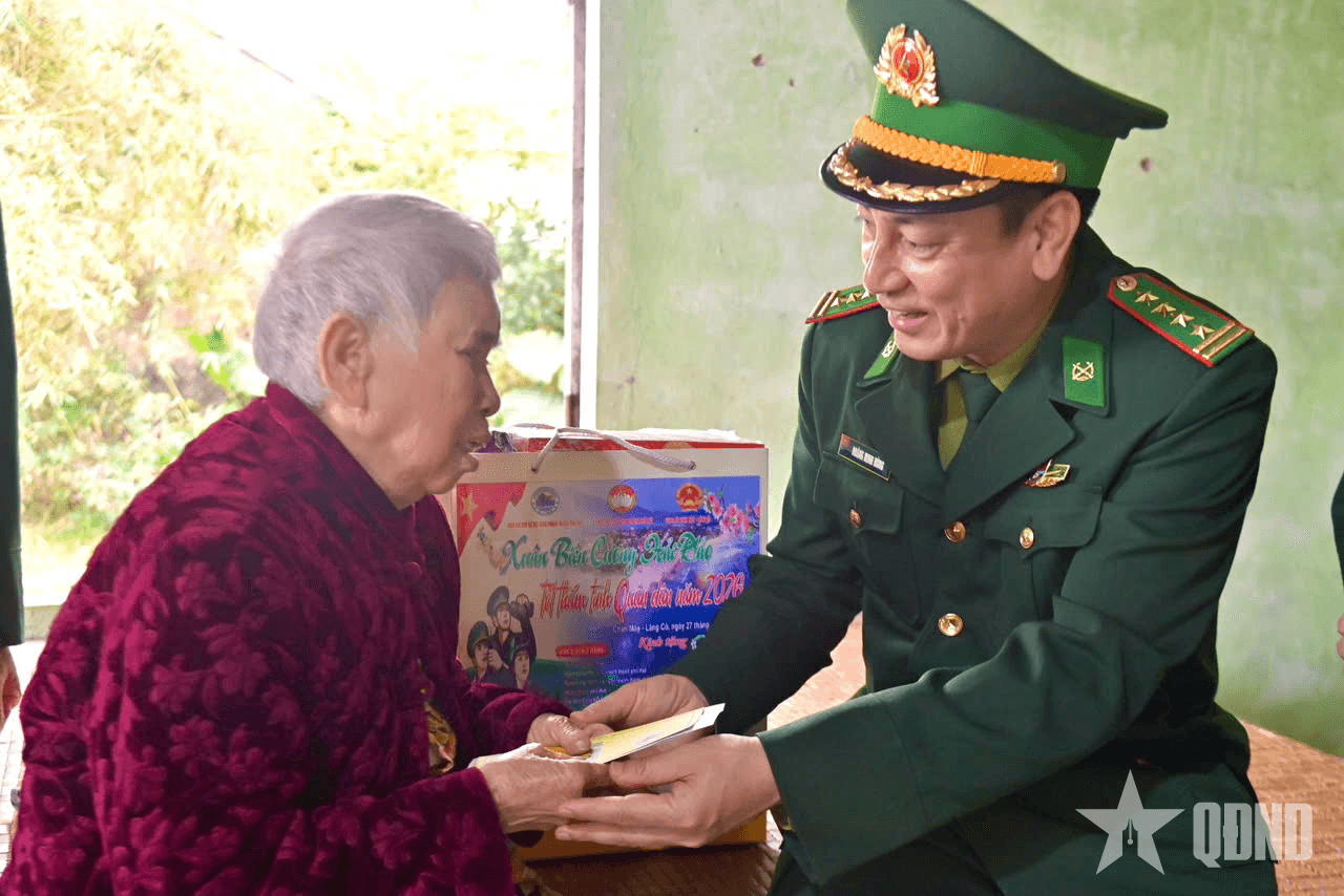 Tết sớm ở Chân Mây - Lăng Cô