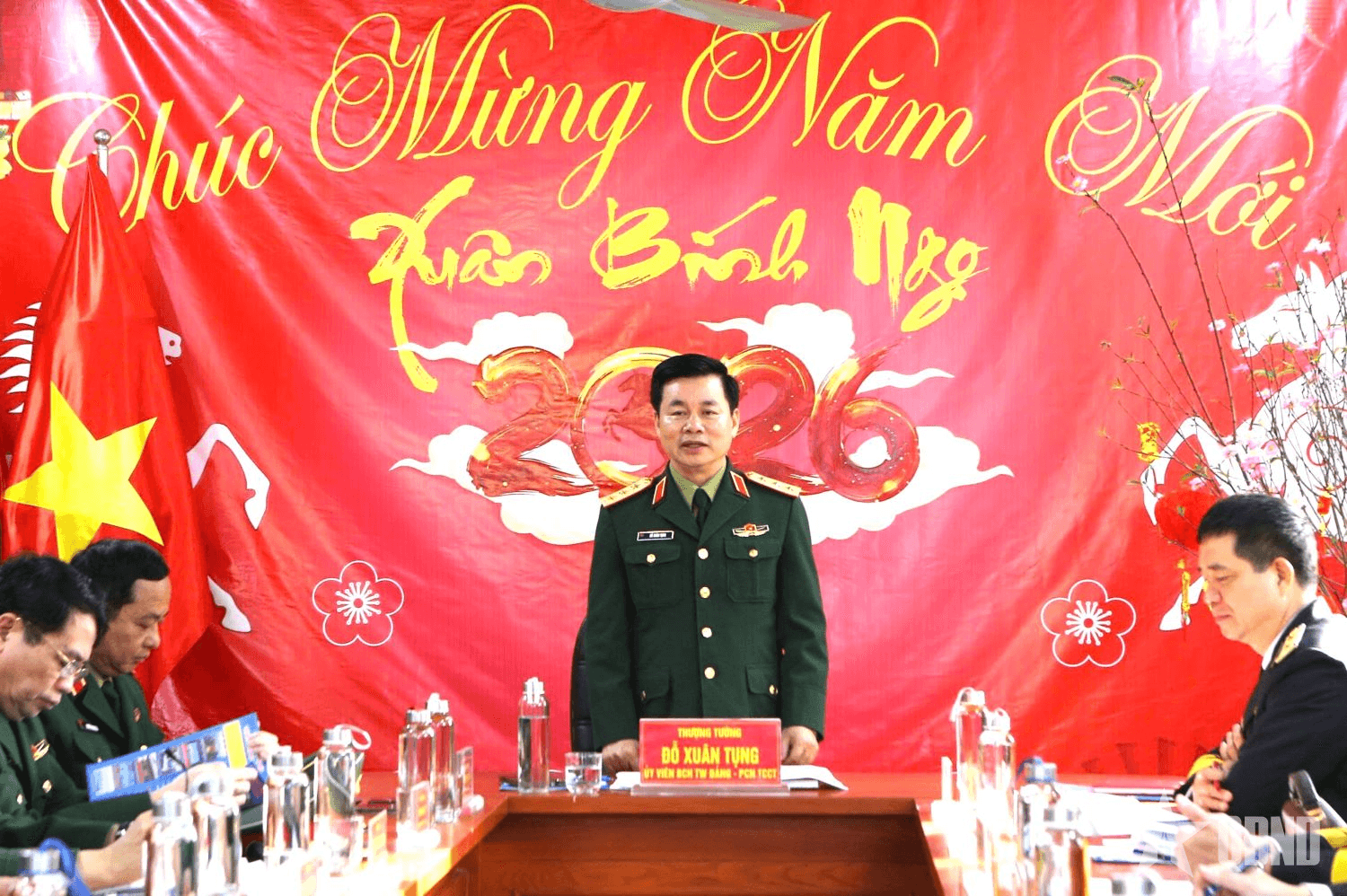 Các đơn vị tại Nghệ An chú trọng hoạt động công tác Đảng, công tác chính trị dịp Tết