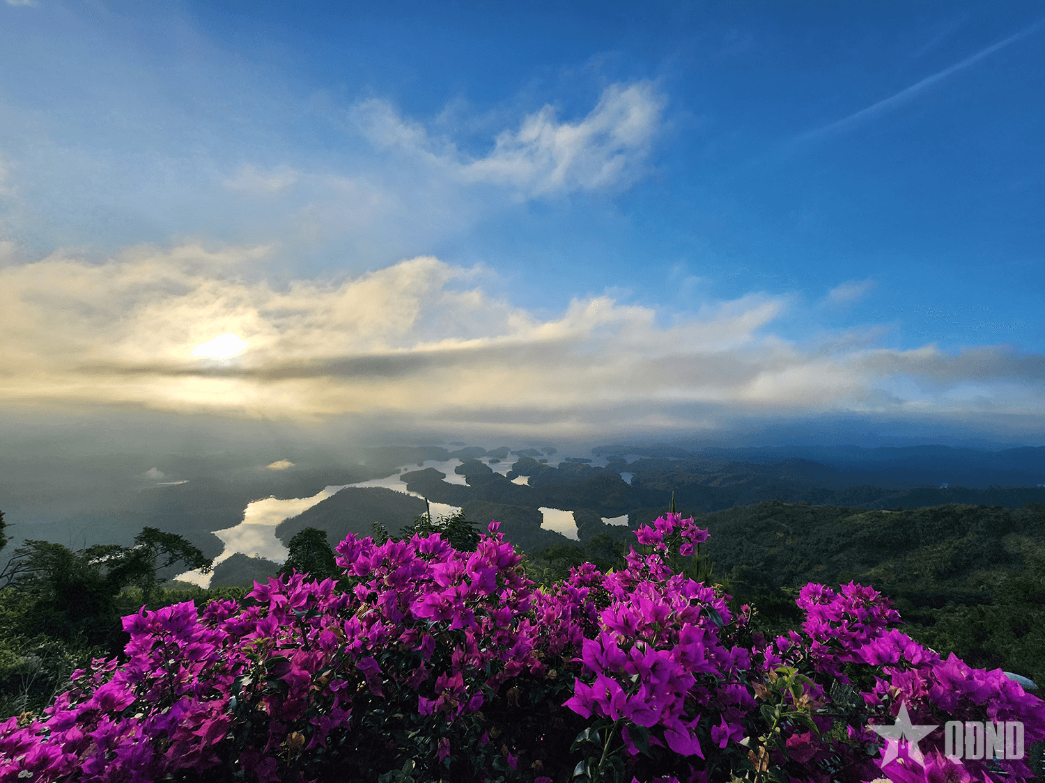 Khám phá vẻ đẹp nguyên sơ của Tà Đùng