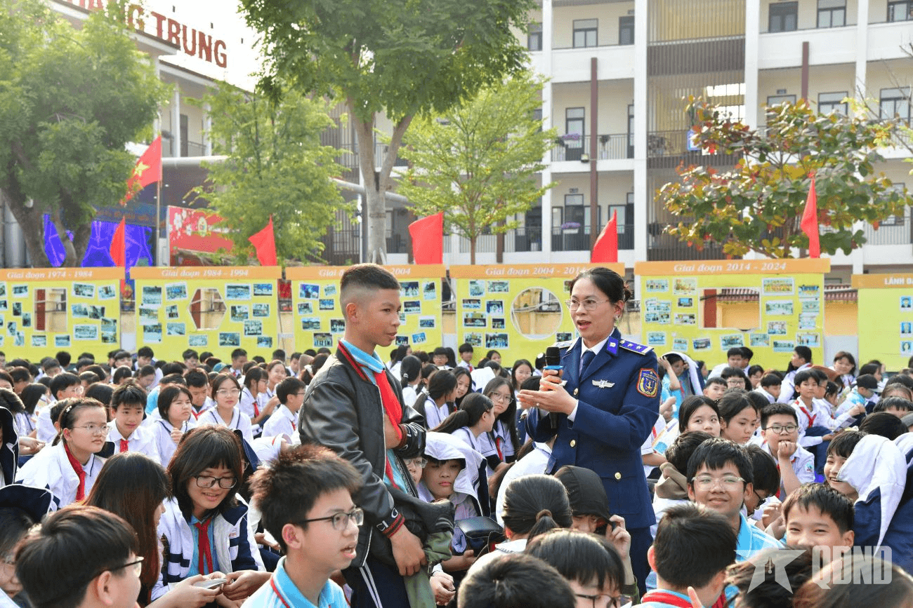 Đẩy mạnh tuyên truyền về tác hại của ma túy và pháo nổ