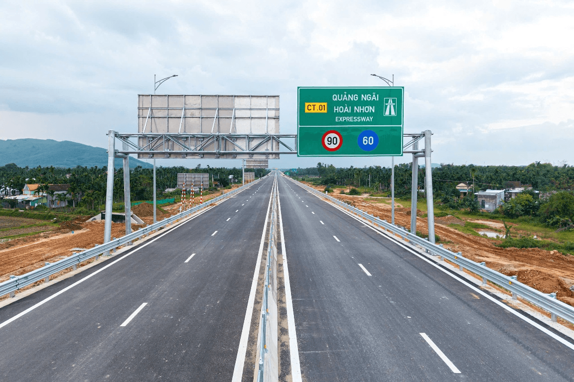 Những tuyến cao tốc "ngóng" đưa vào khai thác để kịp phục vụ Tết