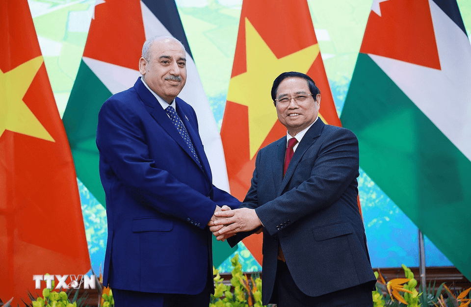 Thủ tướng Chính phủ Phạm Minh Chính hội kiến Chủ tịch Hạ viện Jordan Mazen Turki El Qadi