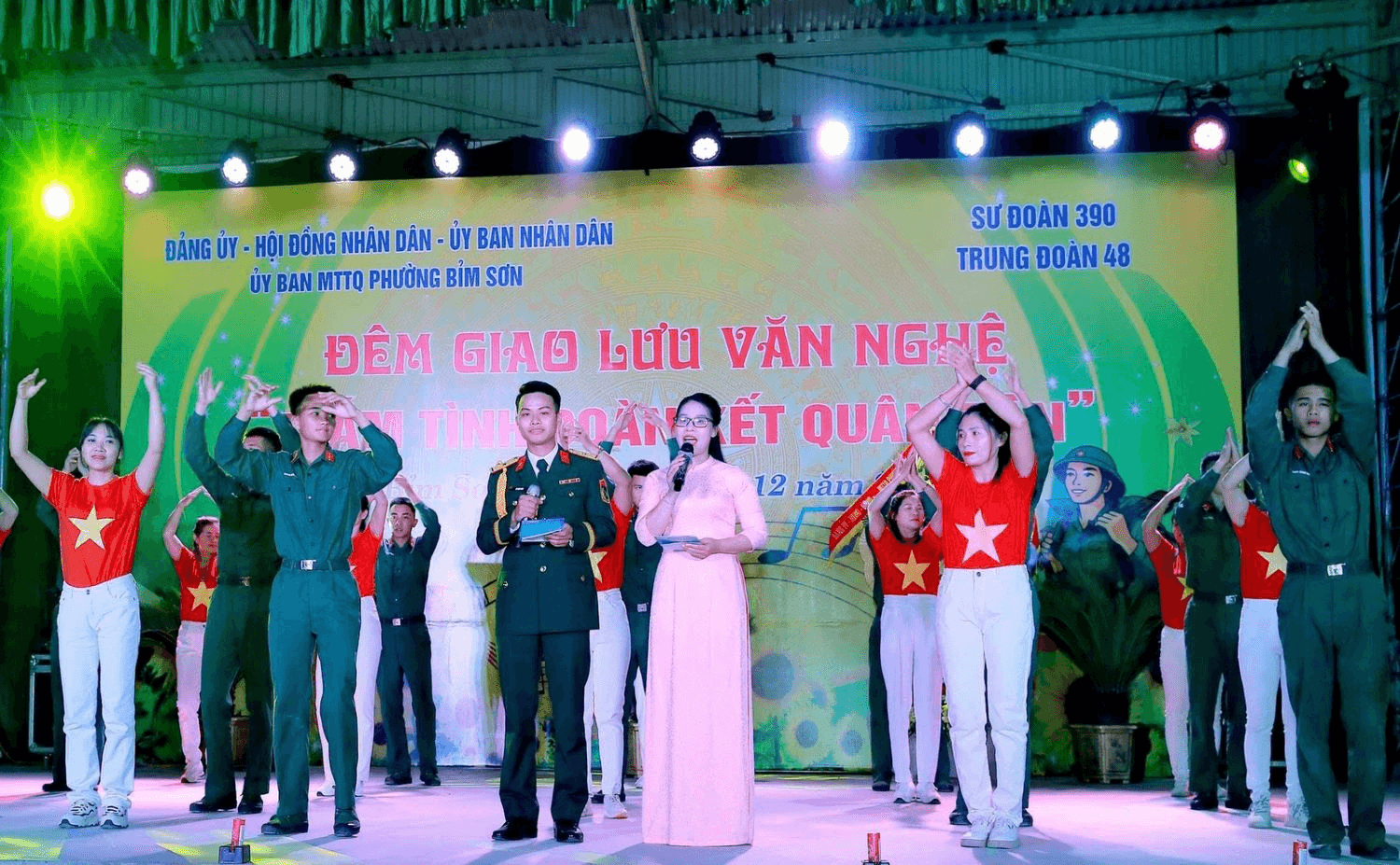 Ấm tình đoàn kết quân dân ở Đoài Thôn