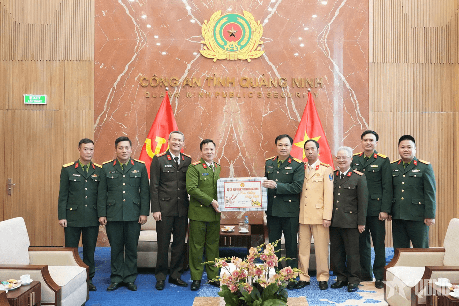 Bộ CHQS tỉnh thăm, chúc Tết công an tỉnh Quảng Ninh