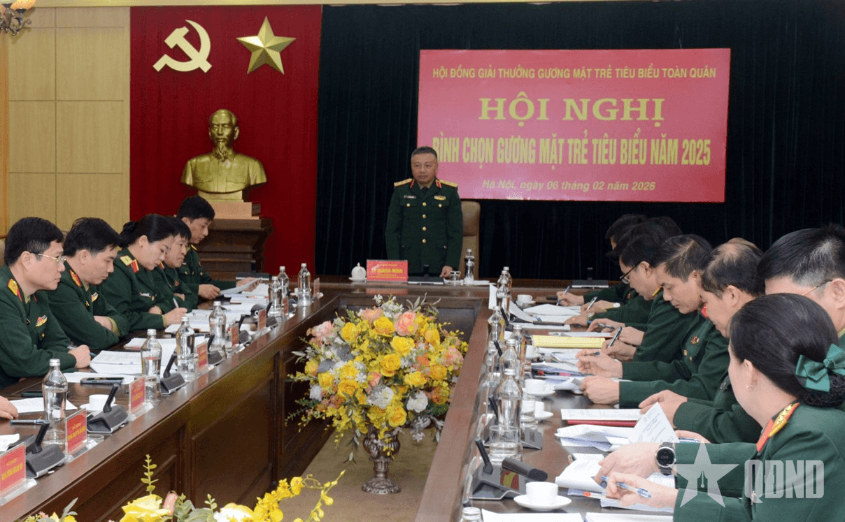 Thượng tướng Lê Quang Minh chủ trì Hội nghị bình chọn gương mặt trẻ tiêu biểu toàn quân năm 2025