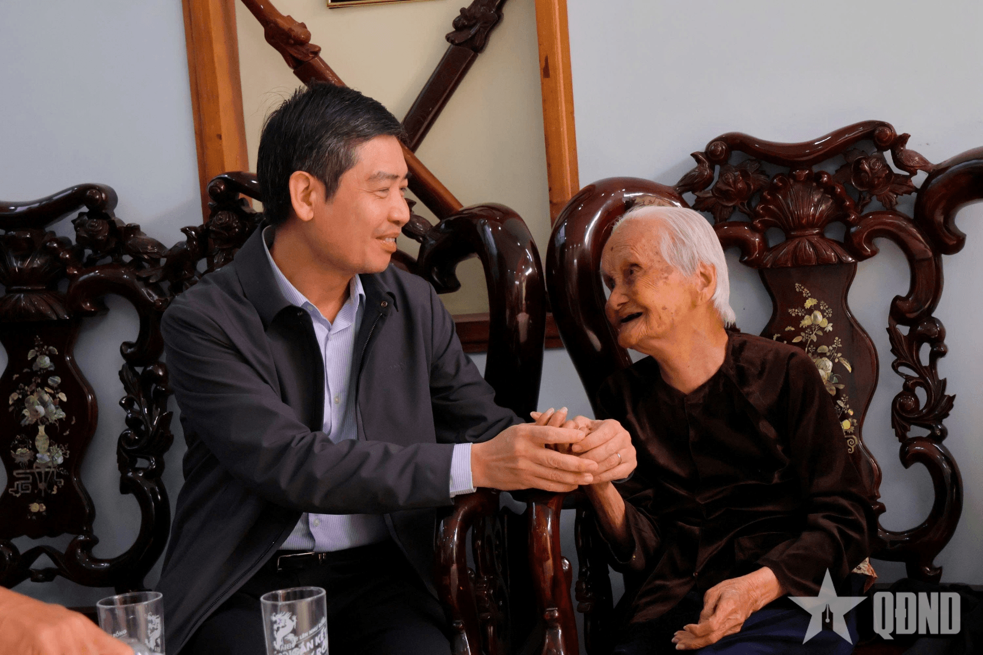 Lãnh đạo tỉnh Đắk Lắk thăm, chúc Tết người có công