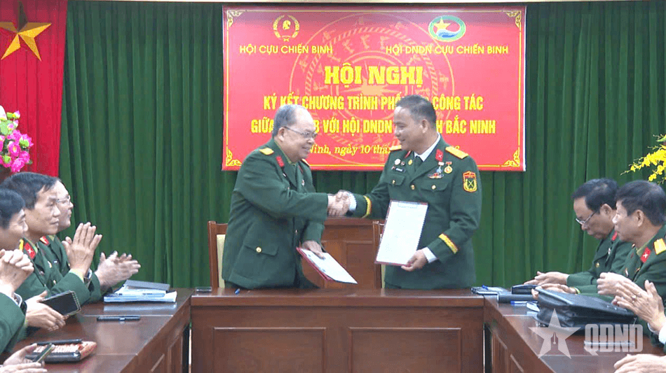 Cùng nhau xắn tay áo vào làm việc chung