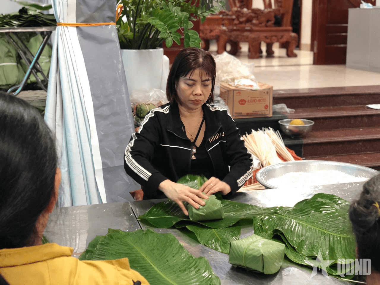 Giữ lửa "hồn Tết" từ bánh chưng đất Tổ