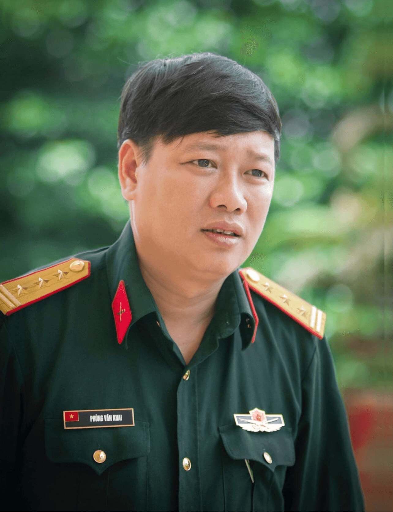 Hứng khởi và đắm say, những trang văn viết về người lính