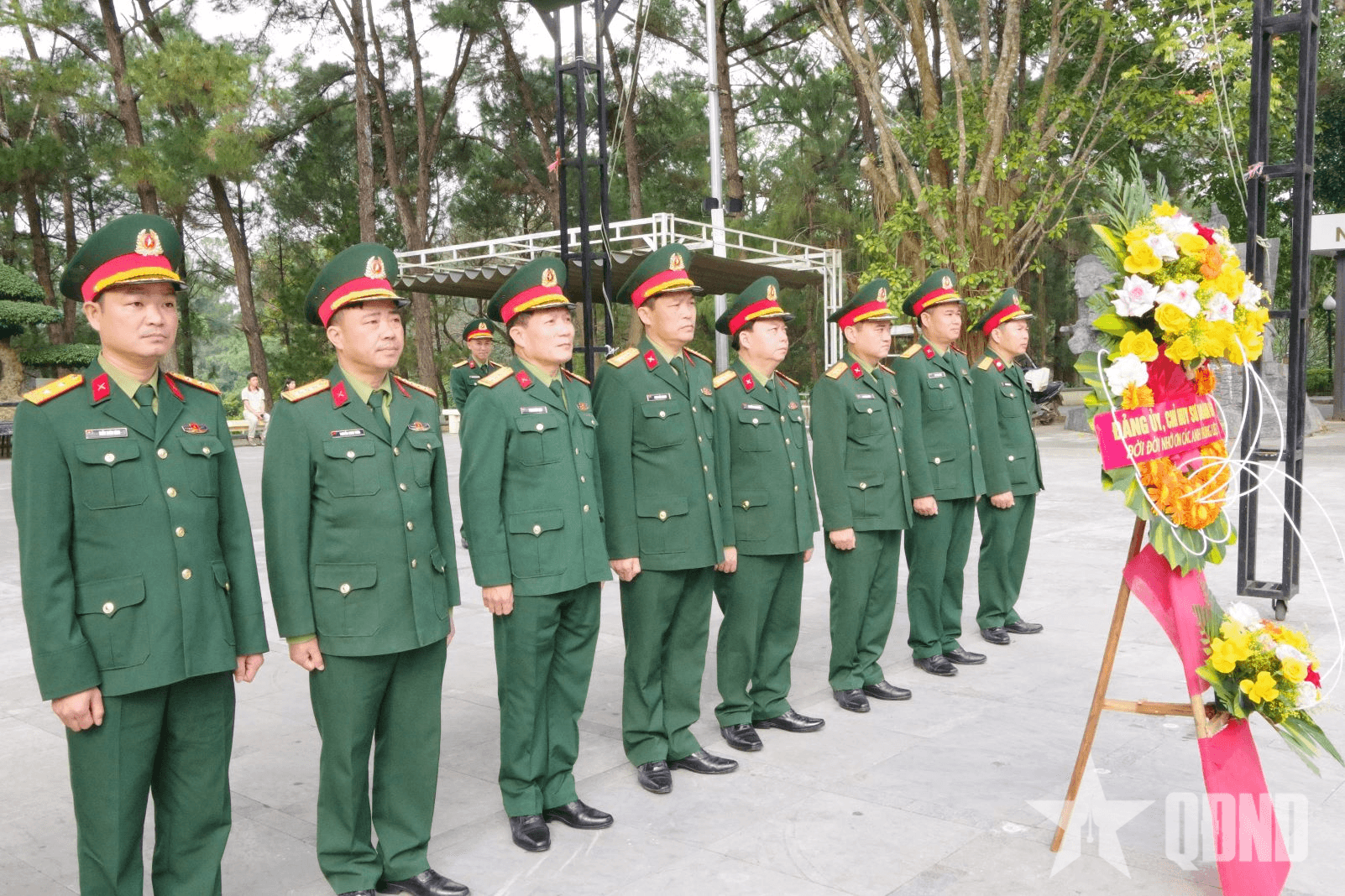 Sư đoàn 968 dâng hương tri ân các anh hùng liệt sĩ nhân dịp Tết cổ truyền