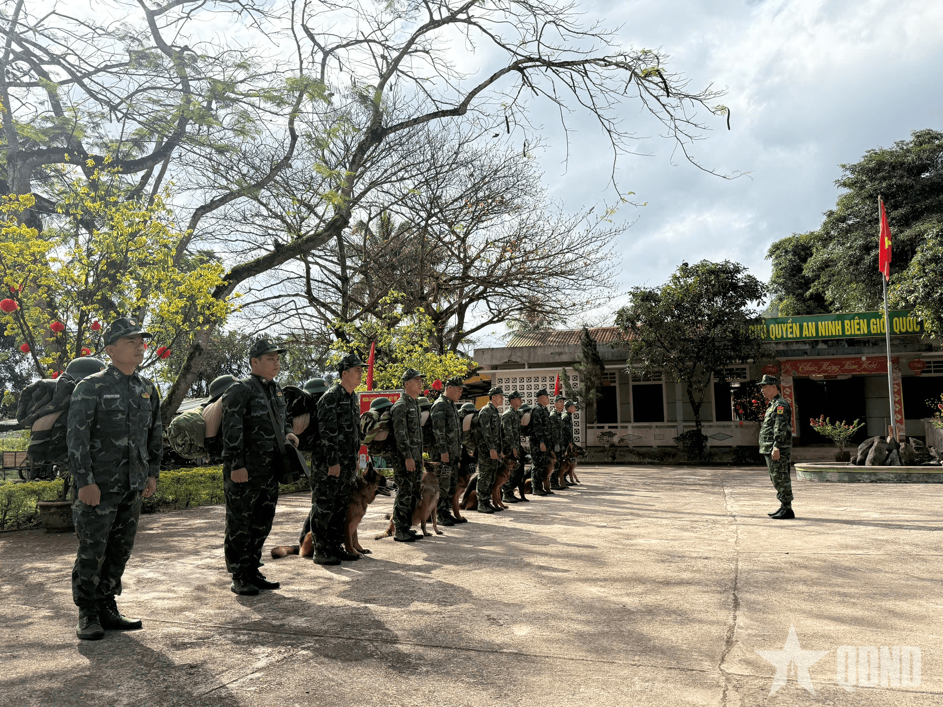 Duy trì nghiêm trực sẵn sàng chiến đấu dịp Tết Nguyên đán