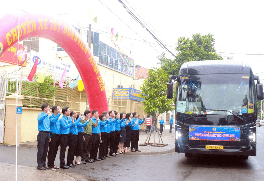 Đồng Nai: Ấm áp những chuyến xe công đoàn