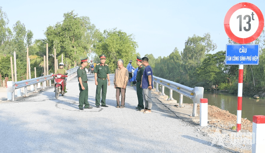 Quân khu 9: Dựng "phên giậu" an dân nơi biên cương