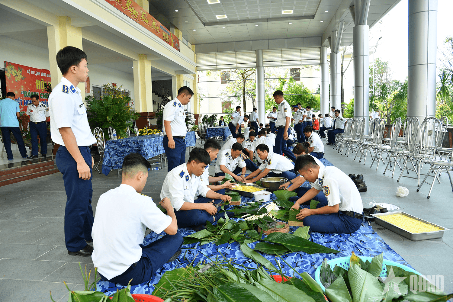Hội thi “Bánh chưng xanh” gìn giữ hồn Tết Việt, bồi đắp bản lĩnh người lính biển
