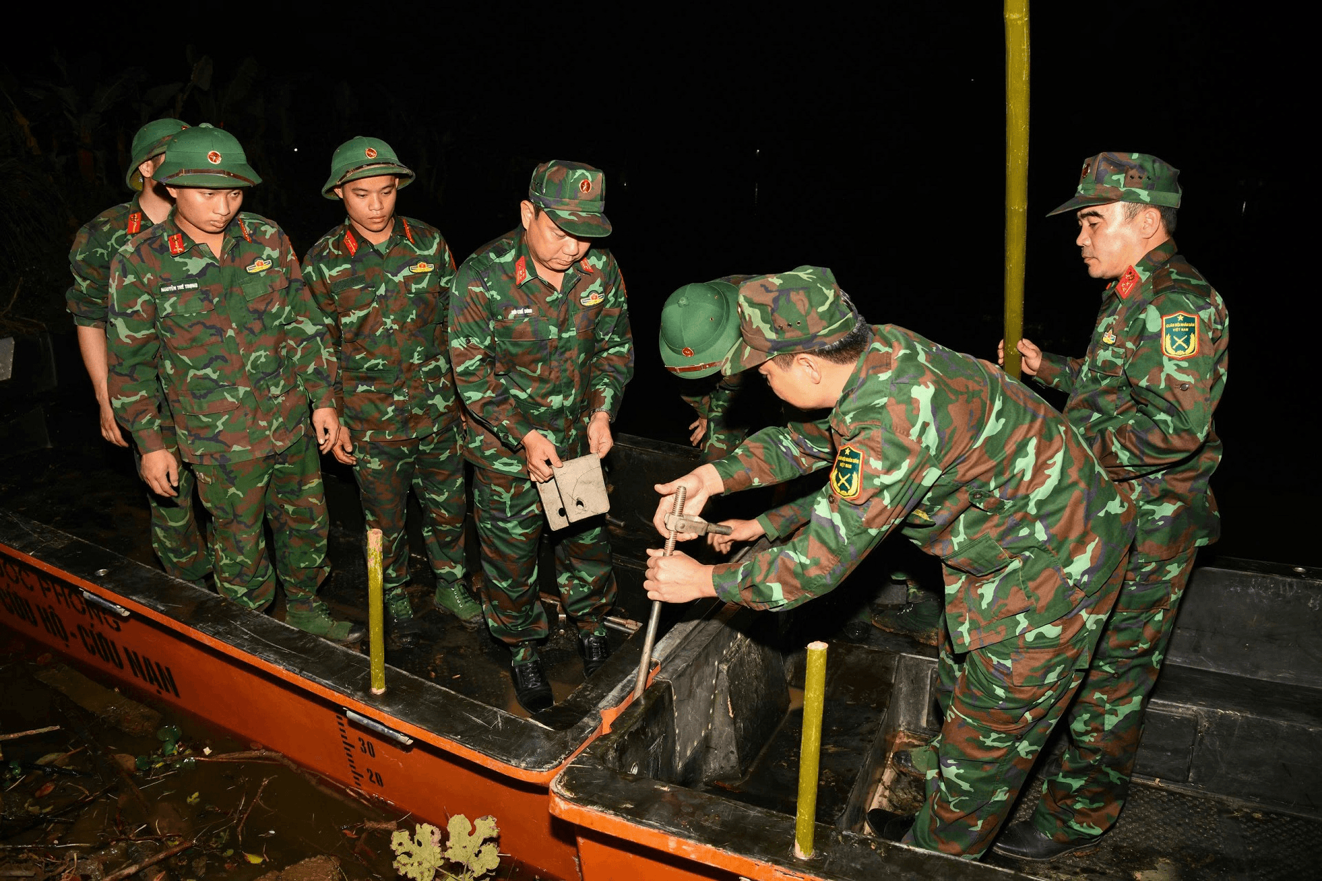 Bộ đội Sư đoàn 316 (Quân khu 2): Hai ngày đêm giữa bùn rét bến sông Lô