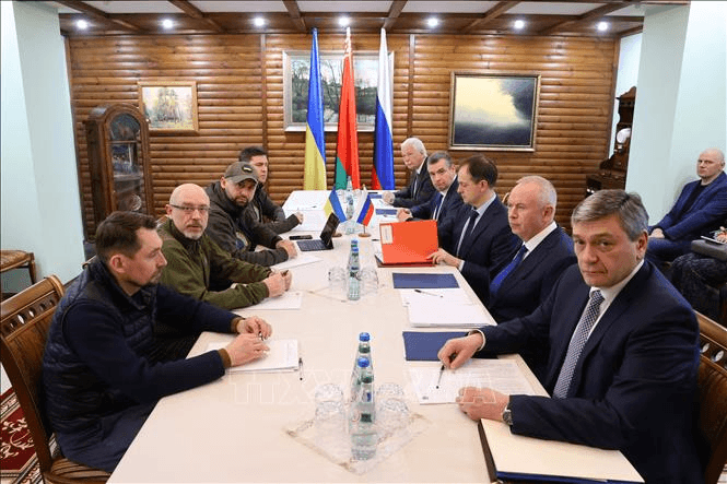 Đàm phán ba bên Nga, Mỹ và Ukraine sẽ được tổ chức kín