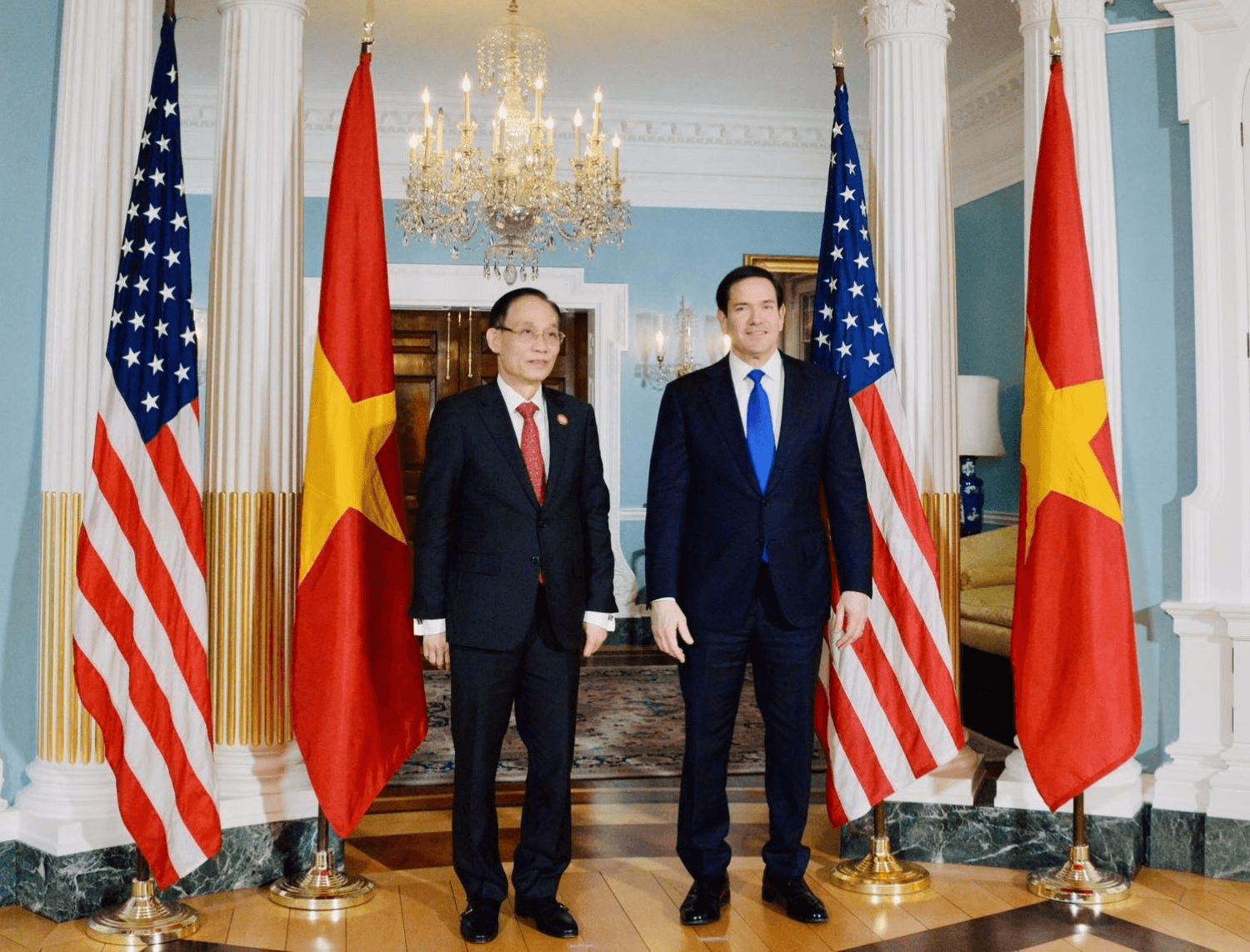 Bộ trưởng Bộ Ngoại giao Lê Hoài Trung hội đàm với Ngoại trưởng Hoa Kỳ Marco Rubio