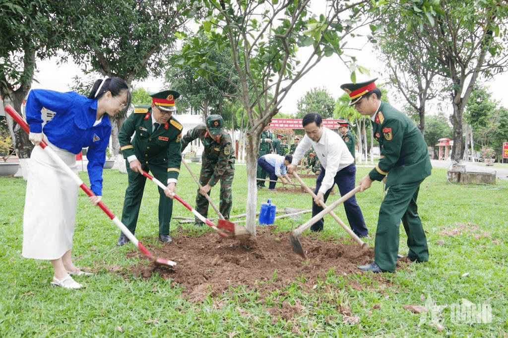 Lữ đoàn 683 phát động “Tết trồng cây đời đời nhớ ơn Bác Hồ”